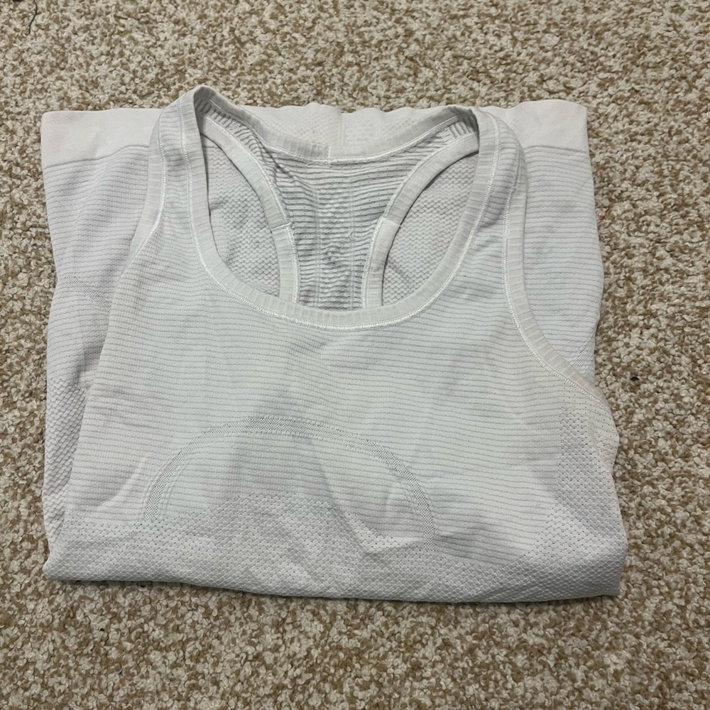 LULULEMON SWIFTLY TECH TANK 4 WHITE